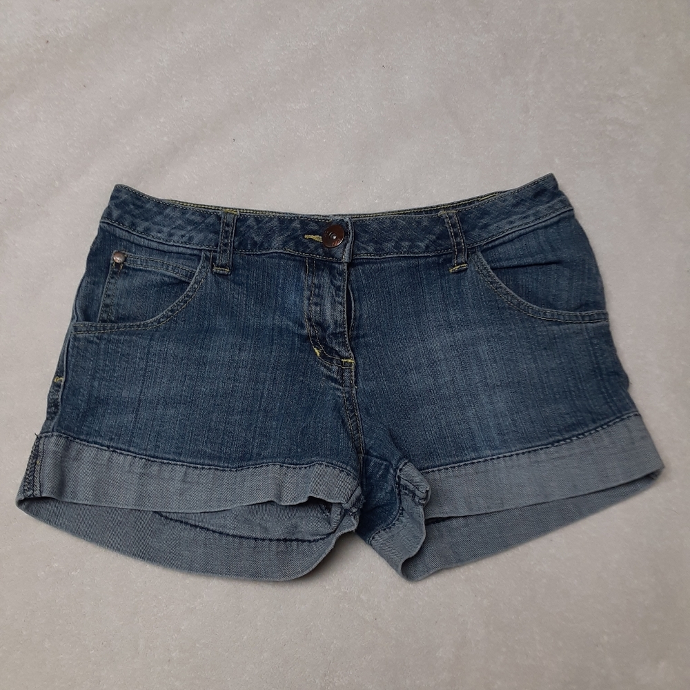 Cuffed jean shorts